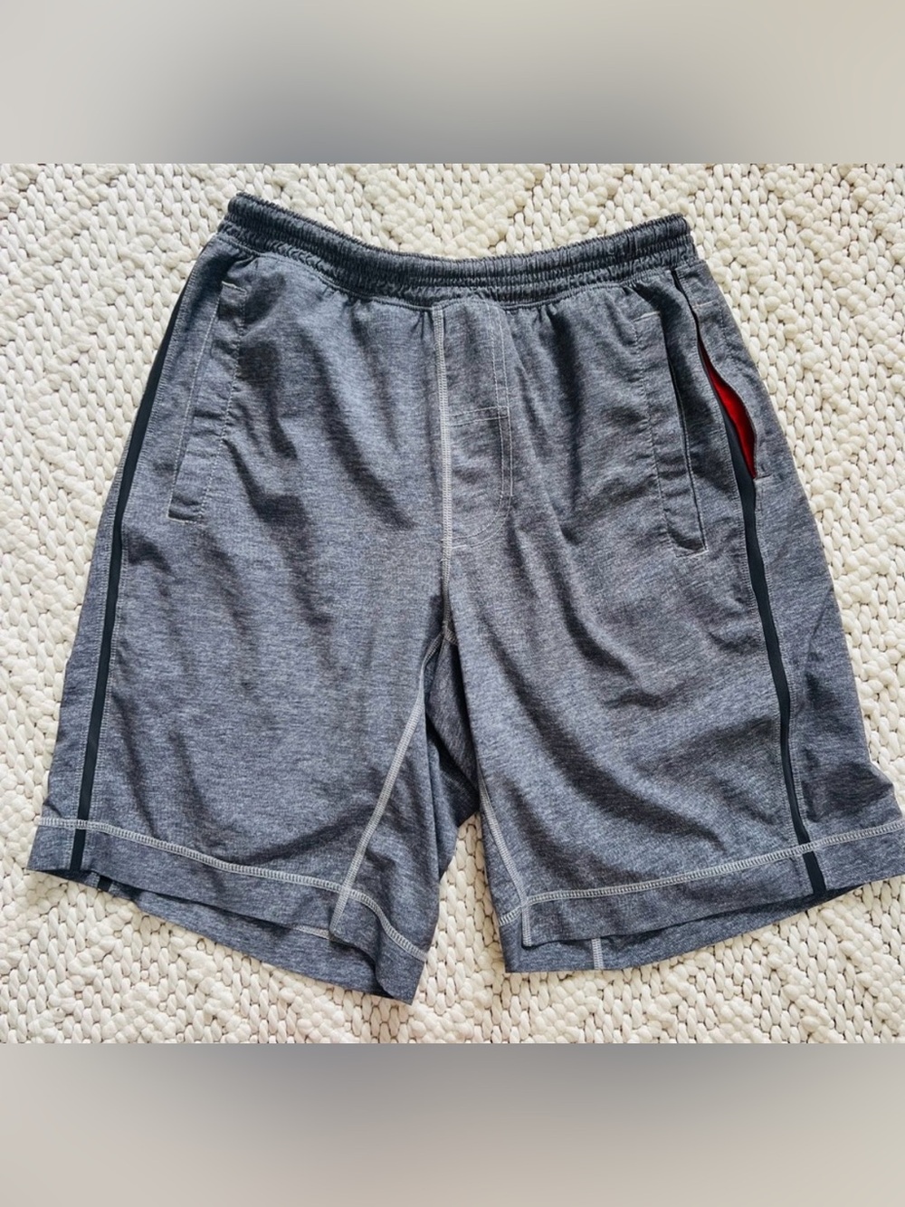 LULULEMON Gray Pace Breaker Athletic Shorts Lined Mens SMALL EUC